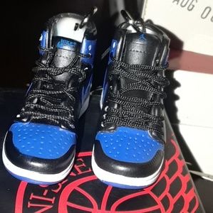 JORDAN 1 ROYALS KEYCHAINS